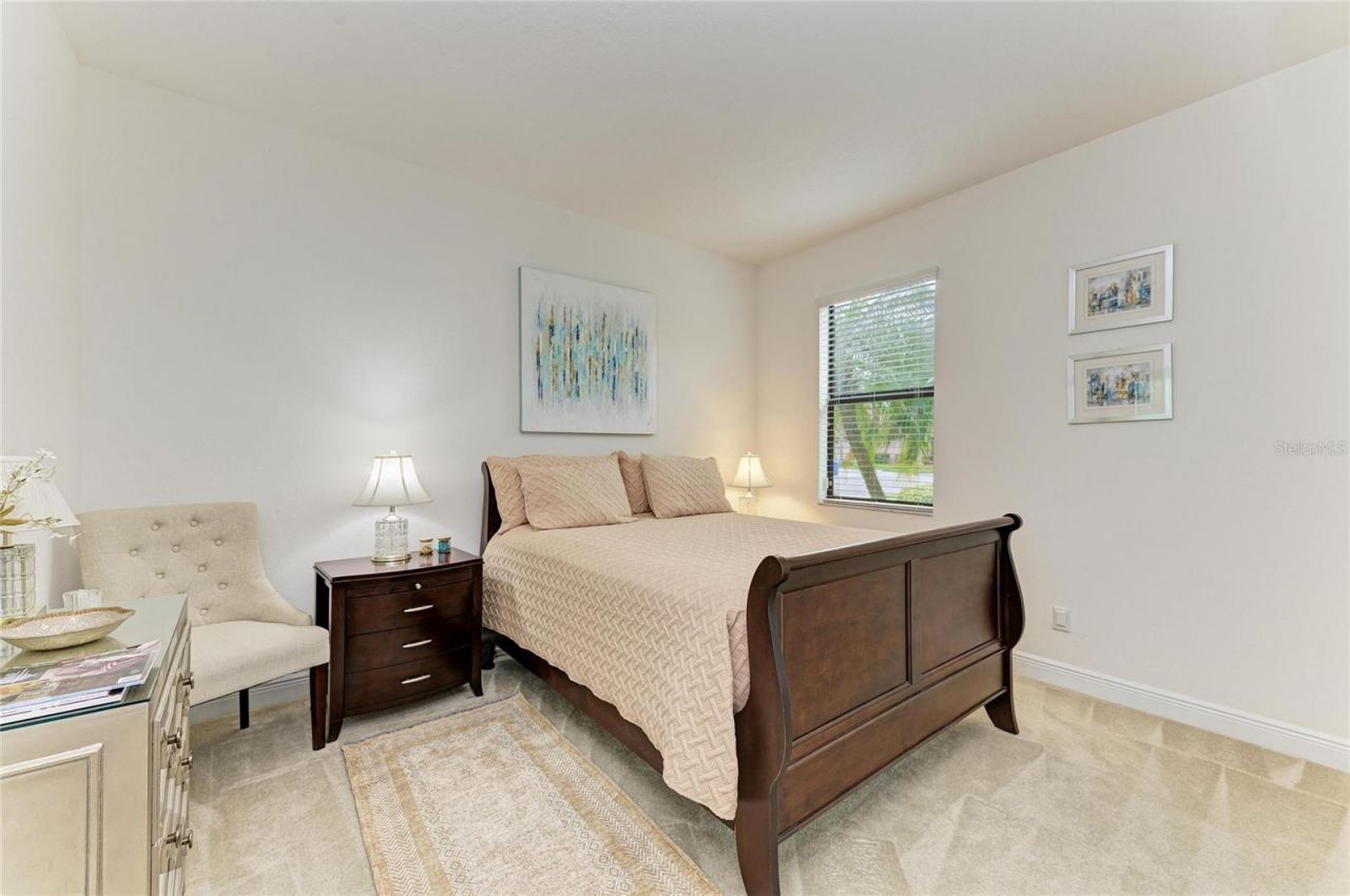 302 Cockle Shell Loop, Apollo Beach, FL 33572 Photo