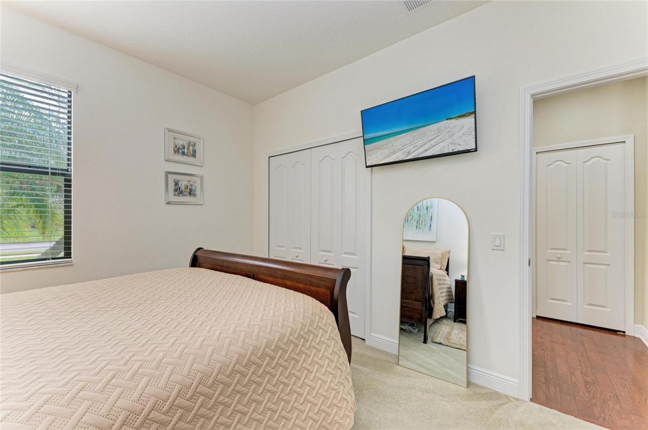 302 Cockle Shell Loop, Apollo Beach, FL 33572 Photo