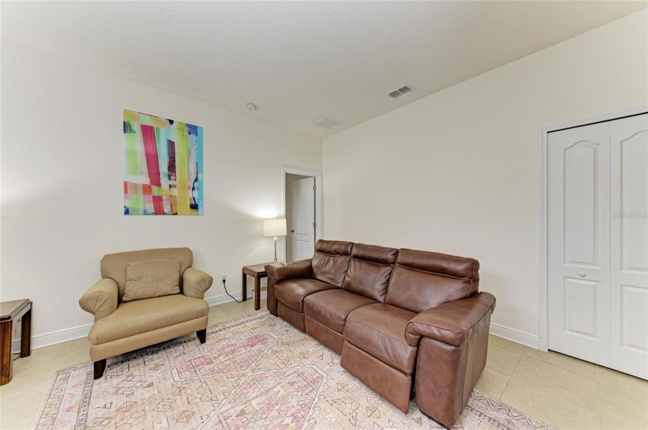 302 Cockle Shell Loop, Apollo Beach, FL 33572 Photo