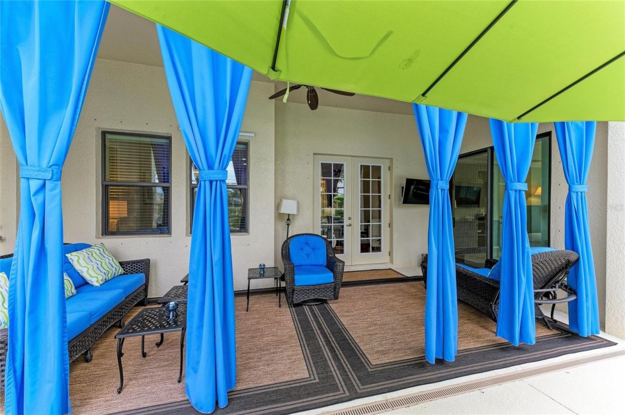 302 Cockle Shell Loop, Apollo Beach, FL 33572 Photo