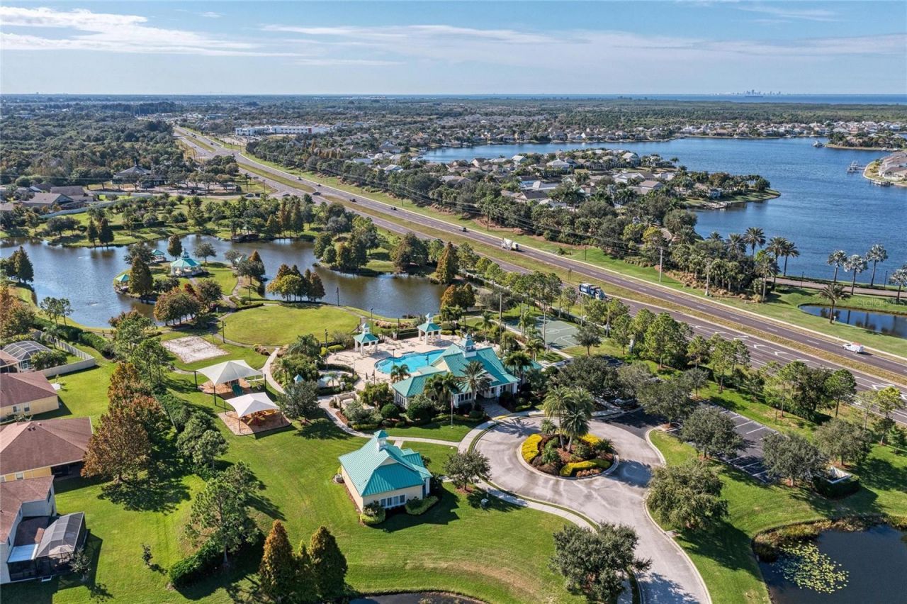 302 Cockle Shell Loop, Apollo Beach, FL 33572 Photo