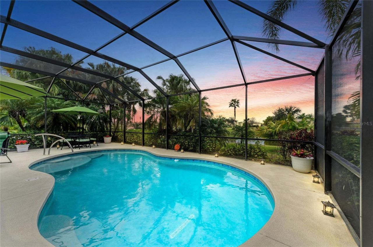 302 Cockle Shell Loop, Apollo Beach, FL 33572 Photo