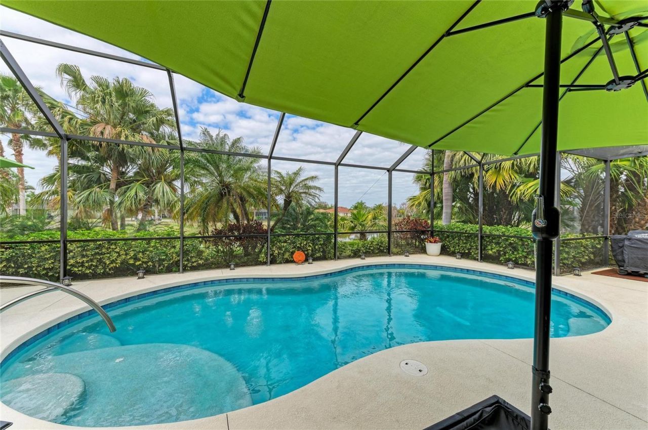 302 Cockle Shell Loop, Apollo Beach, FL 33572 Photo