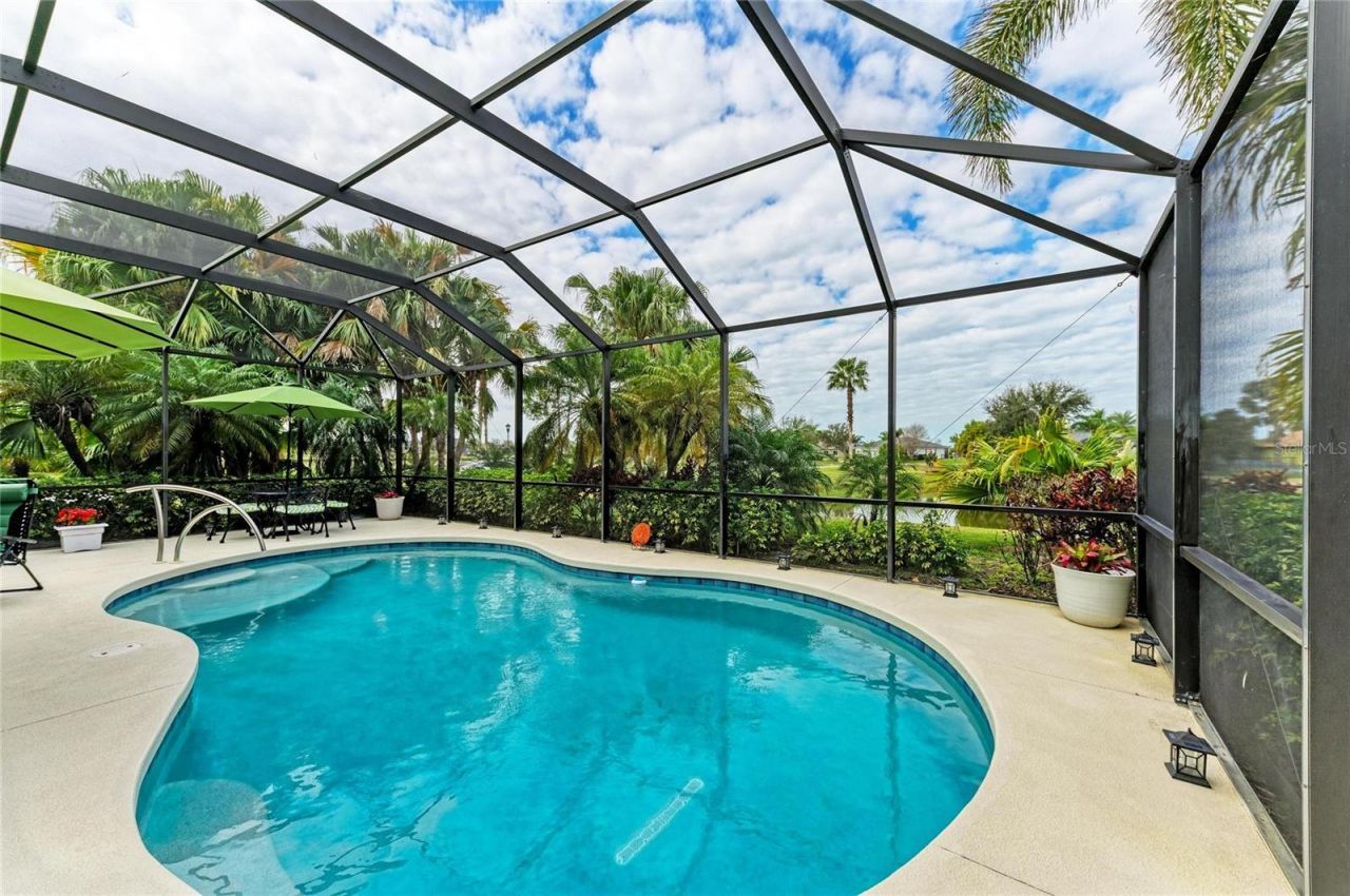 302 Cockle Shell Loop, Apollo Beach, FL 33572 Photo