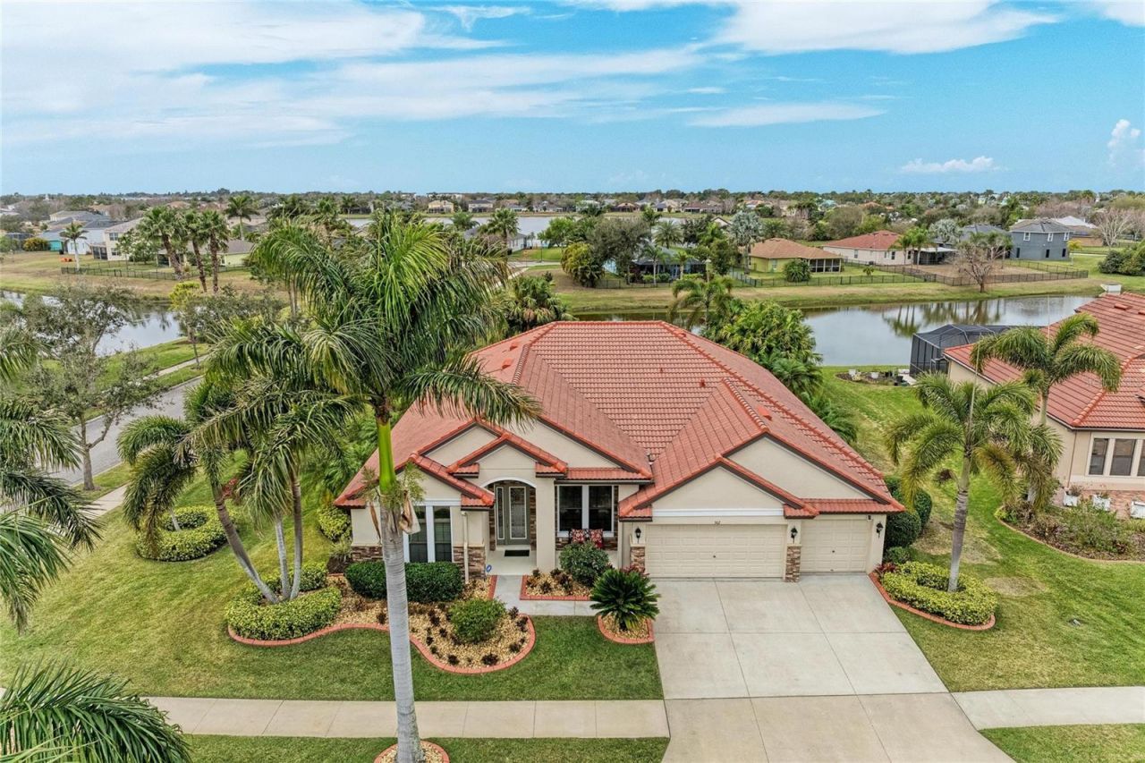 302 Cockle Shell Loop, Apollo Beach, FL 33572 Photo