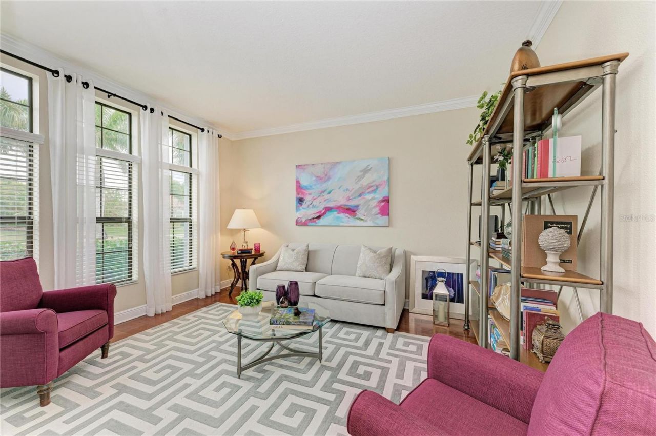 302 Cockle Shell Loop, Apollo Beach, FL 33572 Photo