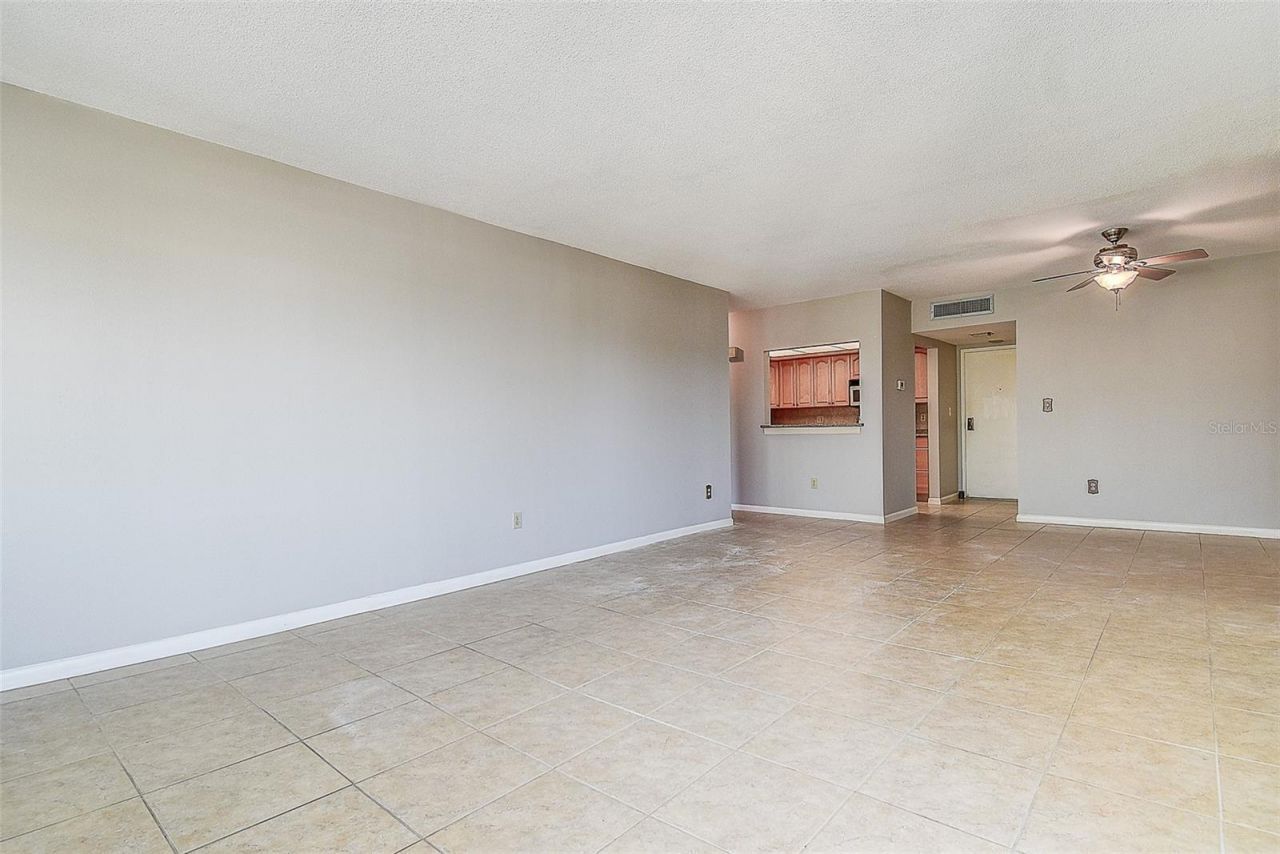 5220 Brittany Drive S, Unit 509, Saint Petersburg, FL 33715 Photo