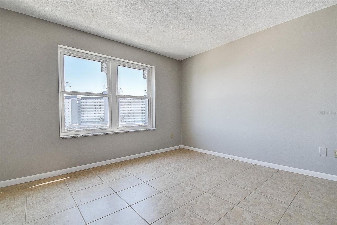 5220 Brittany Drive S, Unit 509, Saint Petersburg, FL 33715 Photo