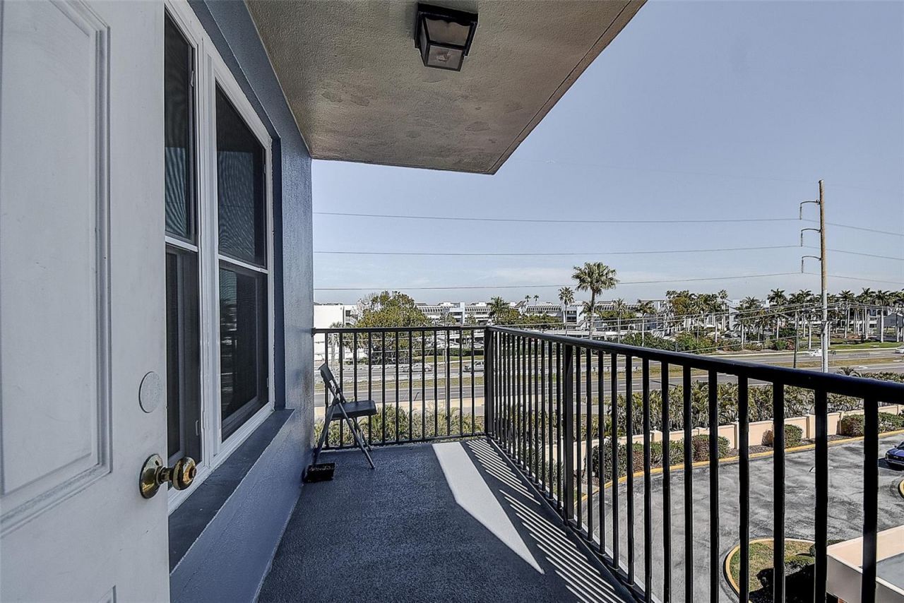 5220 Brittany Drive S, Unit 509, Saint Petersburg, FL 33715 Photo