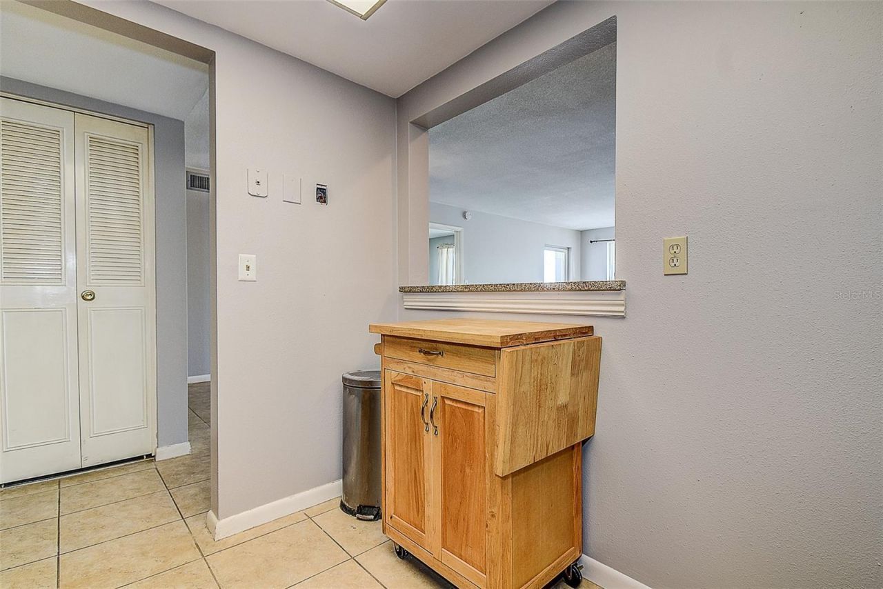 5220 Brittany Drive S, Unit 509, Saint Petersburg, FL 33715 Photo