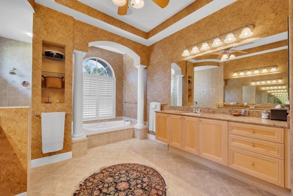 5507 Keeler Oak Street, Lithia, FL 33547 Photo