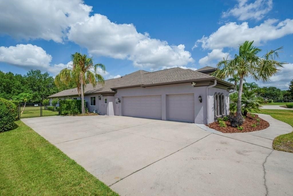 5507 Keeler Oak Street, Lithia, FL 33547 Photo