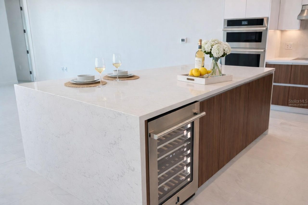 400 Central Avenue, Unit 2603, Saint Petersburg, FL 33701 Photo