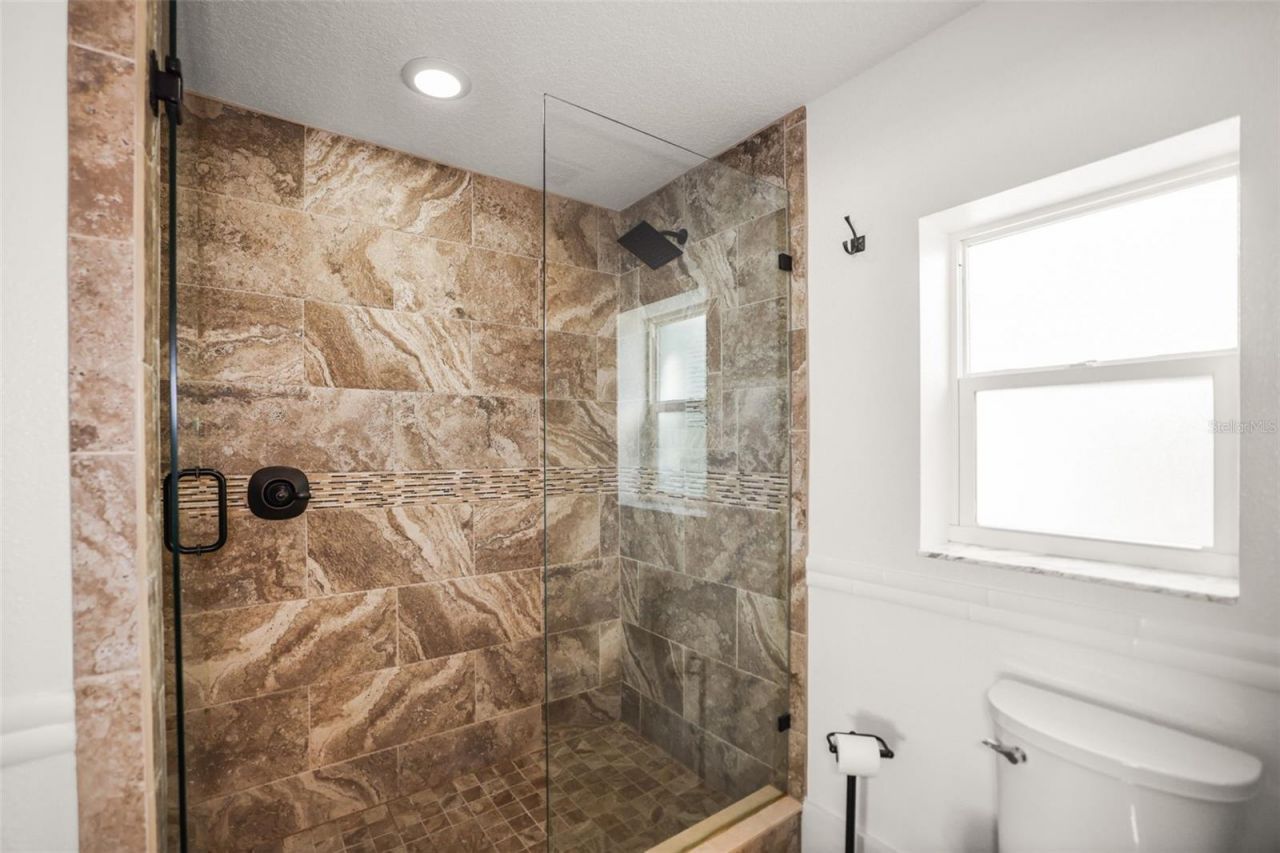 7833 1st Avenue S, Saint Petersburg, FL 33707 Photo