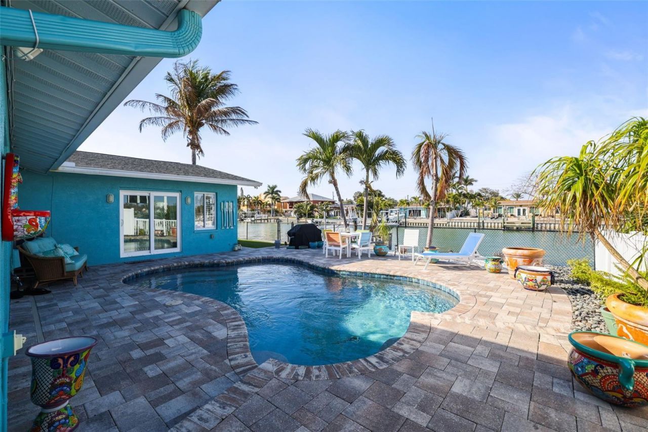 7833 1st Avenue S, Saint Petersburg, FL 33707 Photo