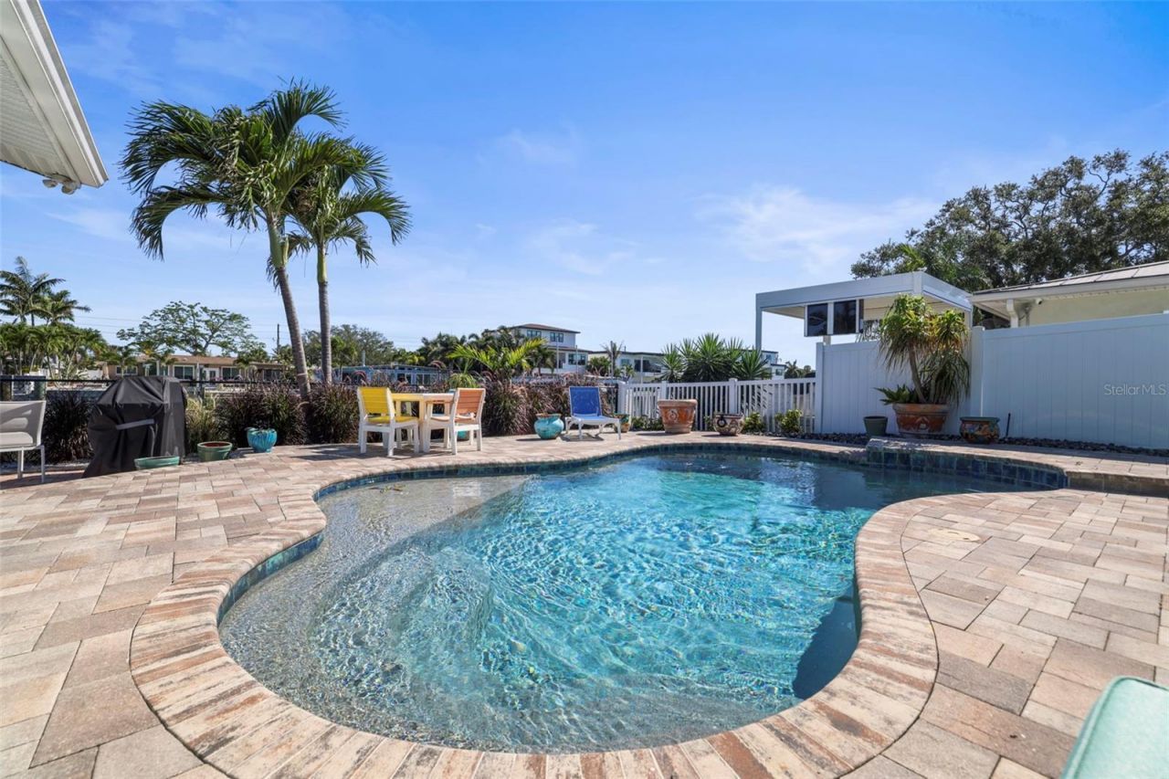 7833 1st Avenue S, Saint Petersburg, FL 33707 Photo