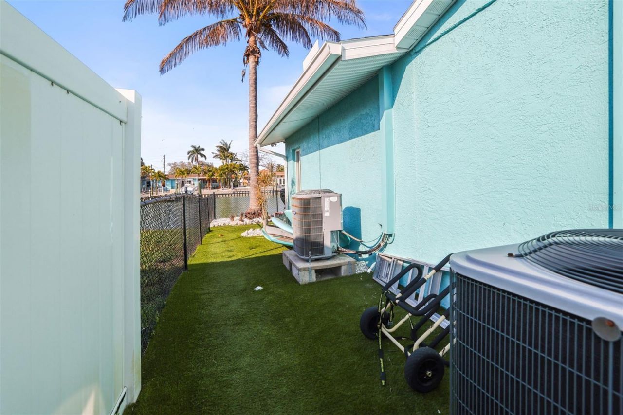 7833 1st Avenue S, Saint Petersburg, FL 33707 Photo