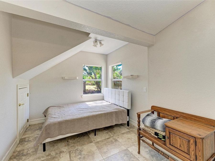 Property Image 81