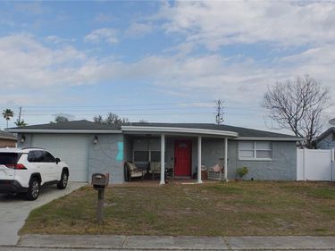 3249 EISENHOWER DRIVE, HOLIDAY, FL 34691