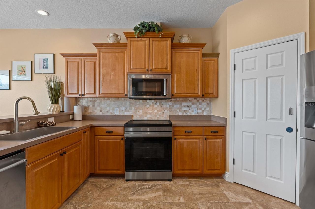 35005 Clay Gully Road, Myakka City, FL 34251 Photo