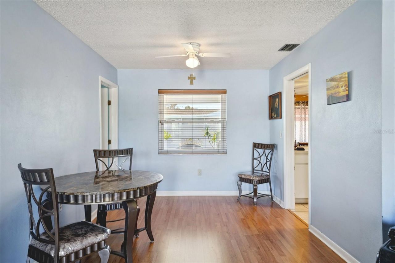 10910 128th Avenue , Largo, FL 33778 Photo