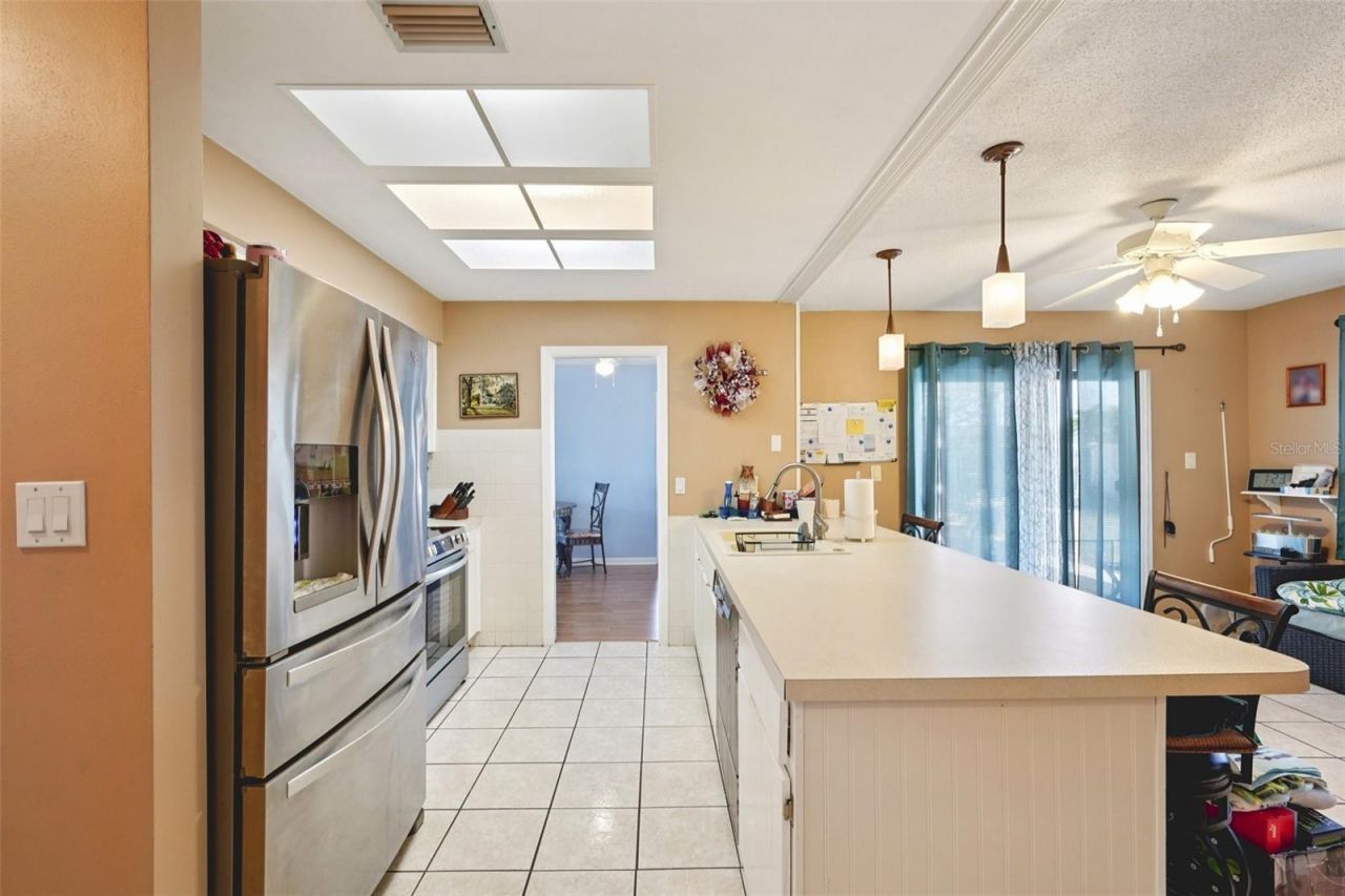 10910 128th Avenue , Largo, FL 33778 Photo