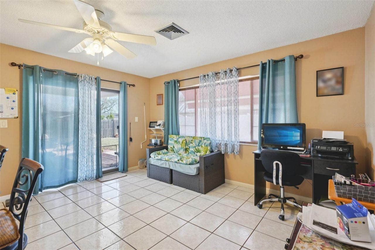 10910 128th Avenue , Largo, FL 33778 Photo