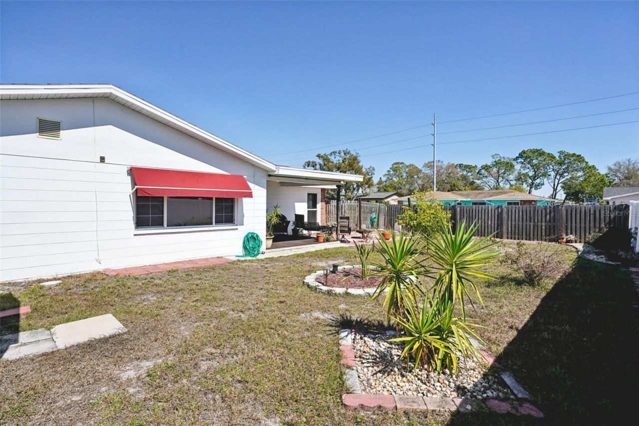 10910 128th Avenue , Largo, FL 33778 Photo