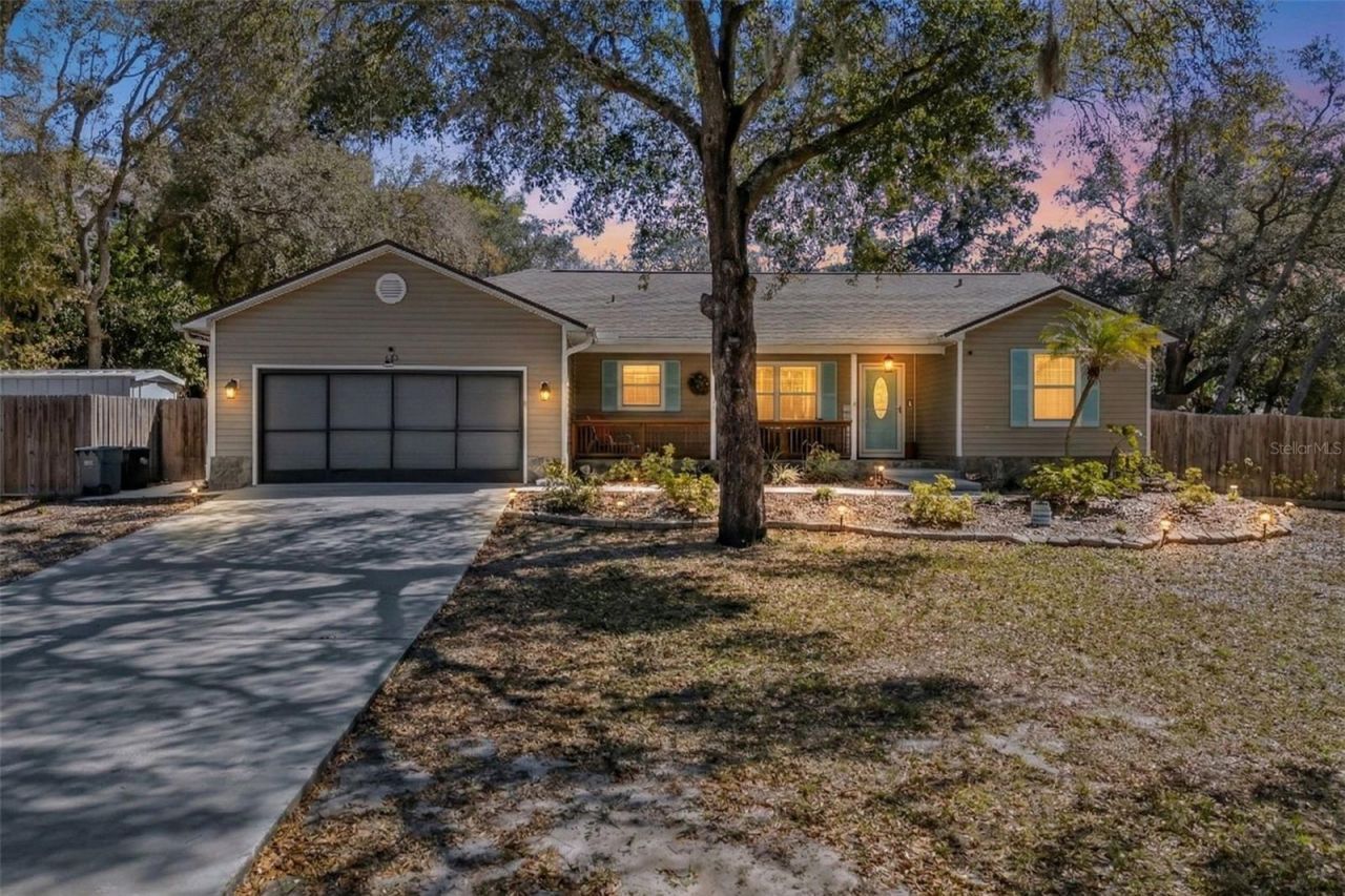 275 S Highland Avenue, Tarpon Springs, FL 34689 Main Photo