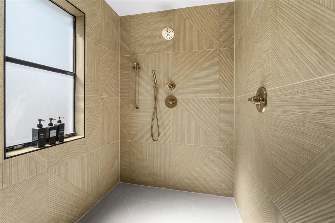 519 Loquat Drive, Anna Maria, FL 34216 Photo