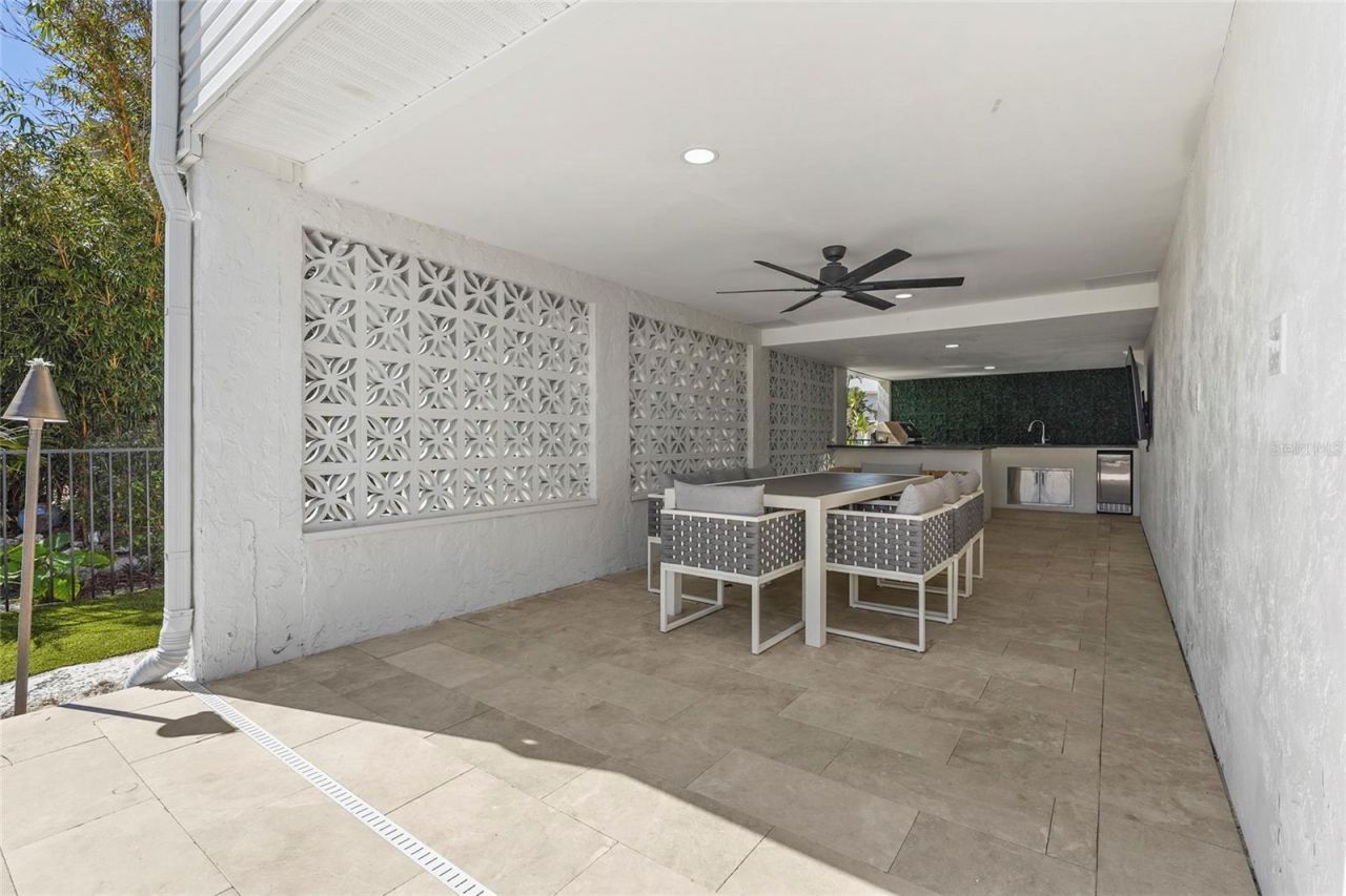 519 Loquat Drive, Anna Maria, FL 34216 Photo