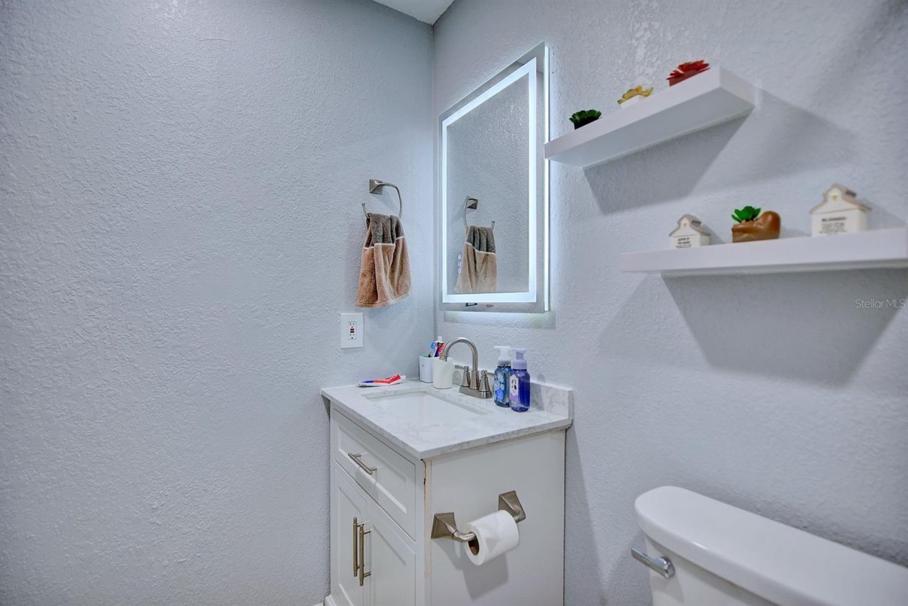 1718 Theon Street, Sebring, FL 33870 Photo