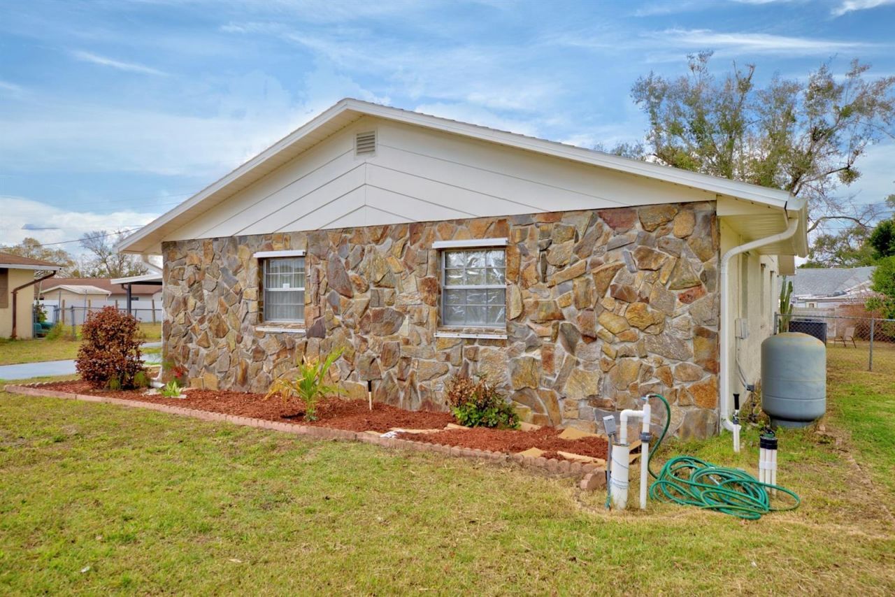 1718 Theon Street, Sebring, FL 33870 Photo