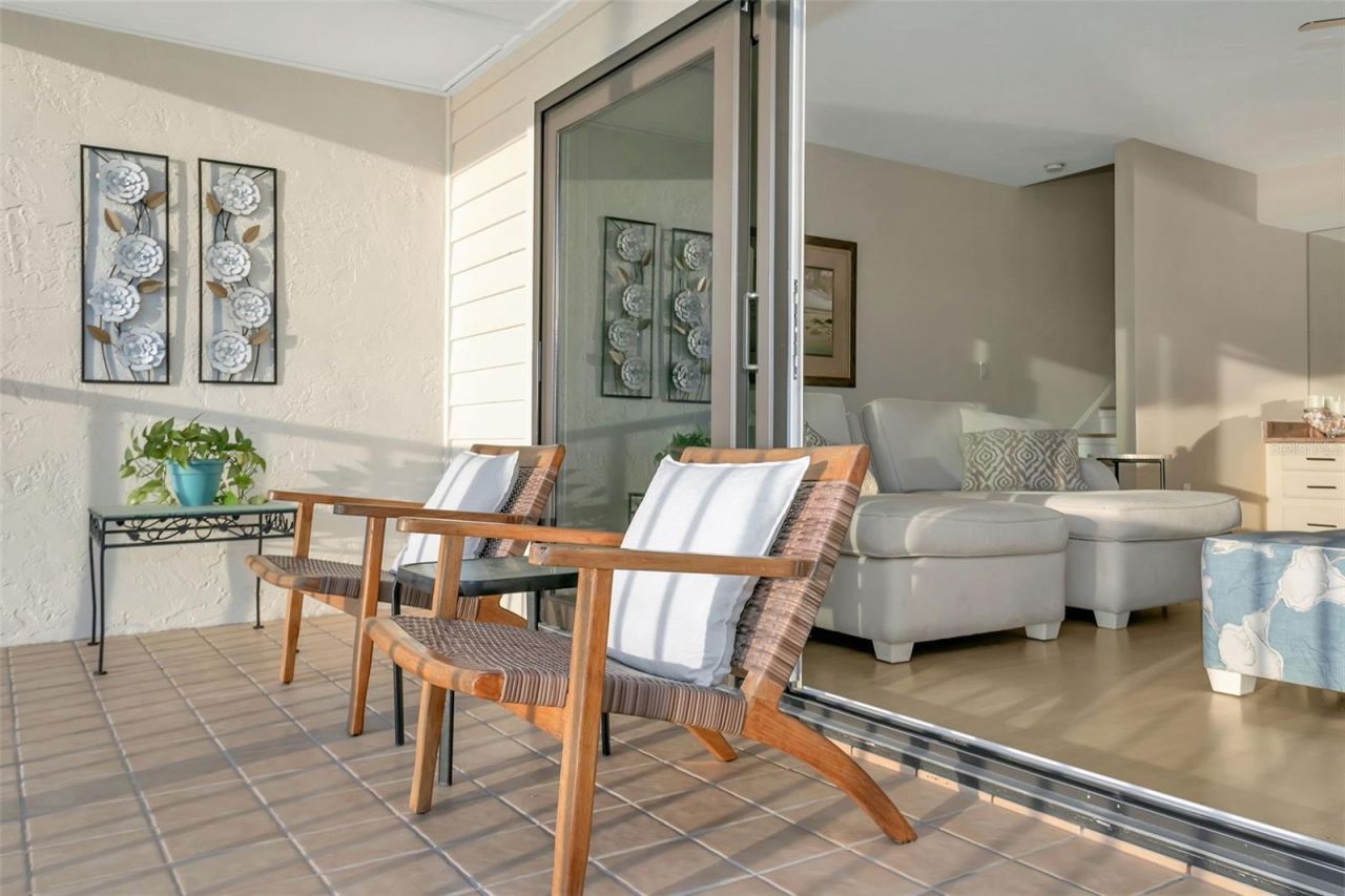 9000 Midnight Pass Road, Unit 5, Sarasota, FL 34242 Photo