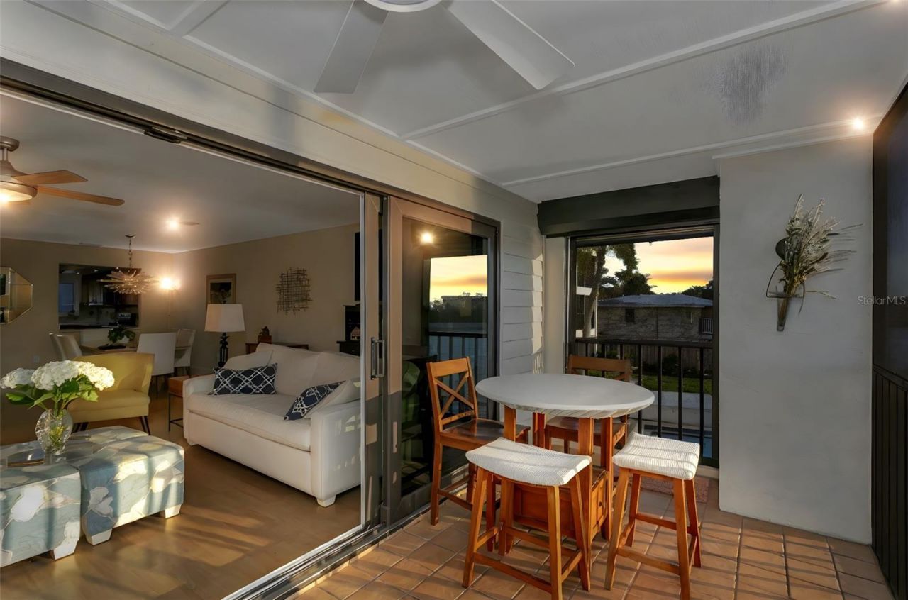 9000 Midnight Pass Road, Unit 5, Sarasota, FL 34242 Photo