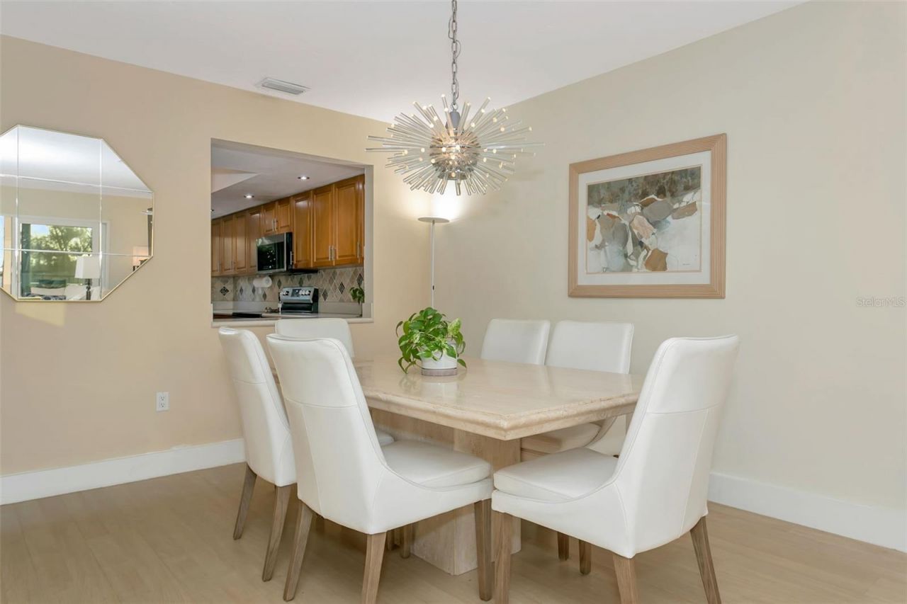 9000 Midnight Pass Road, Unit 5, Sarasota, FL 34242 Photo