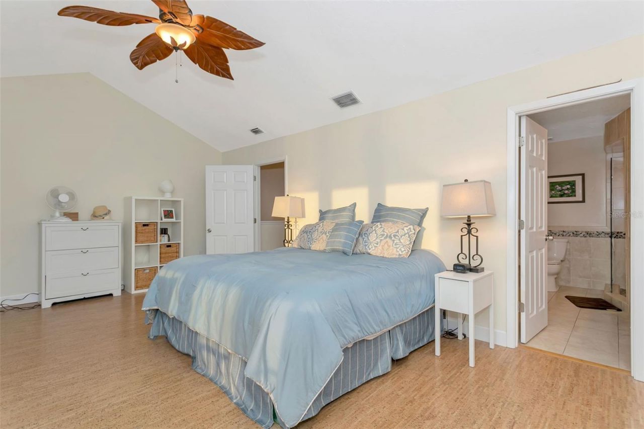 9000 Midnight Pass Road, Unit 5, Sarasota, FL 34242 Photo