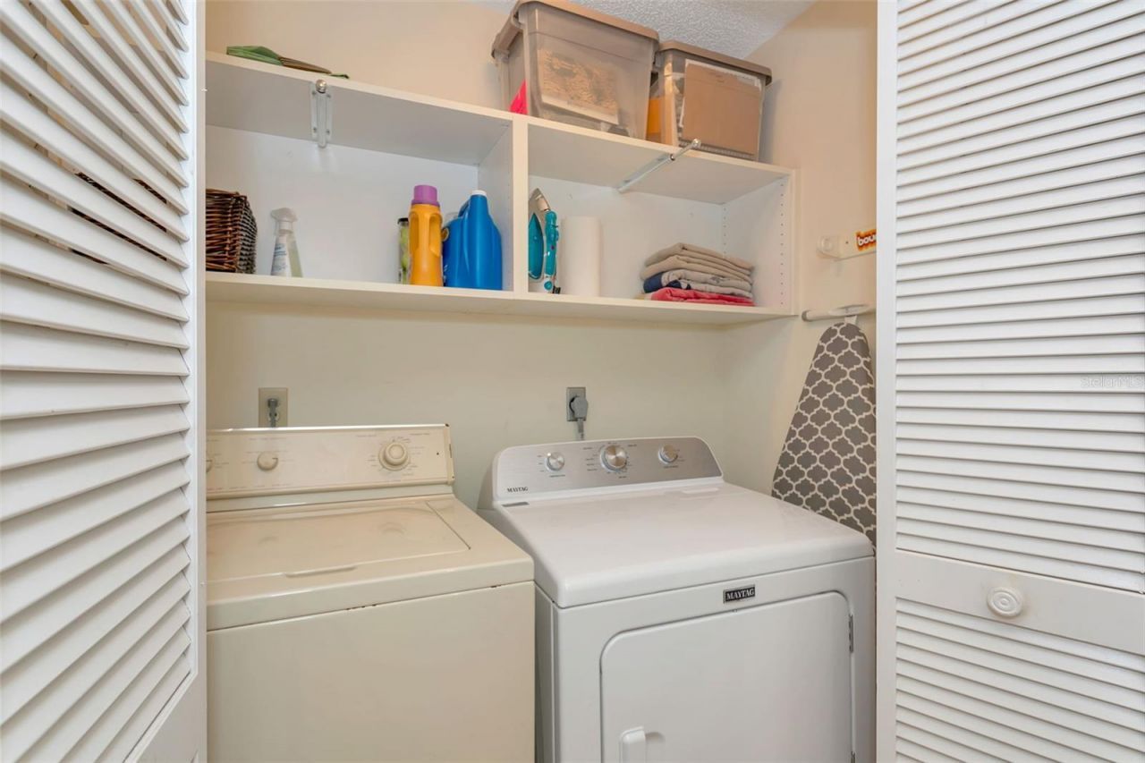 9000 Midnight Pass Road, Unit 5, Sarasota, FL 34242 Photo