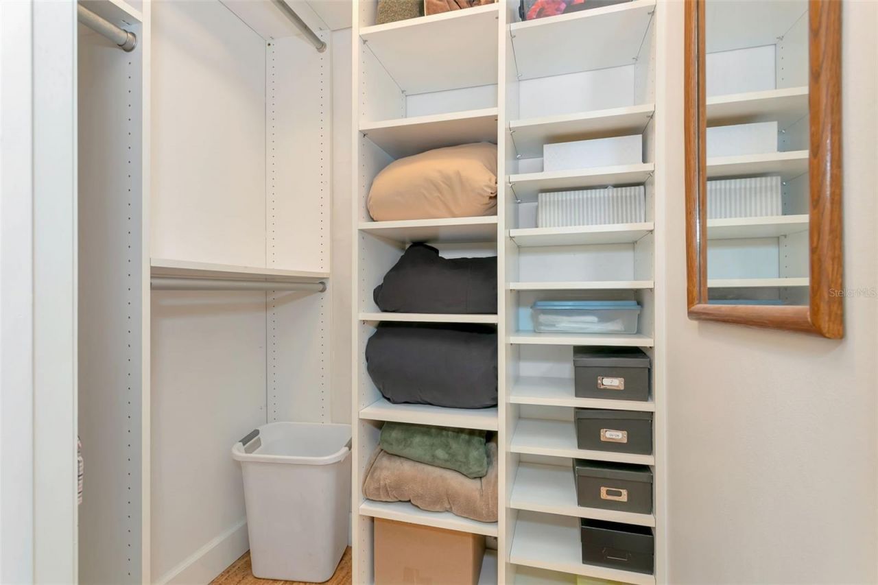 9000 Midnight Pass Road, Unit 5, Sarasota, FL 34242 Photo