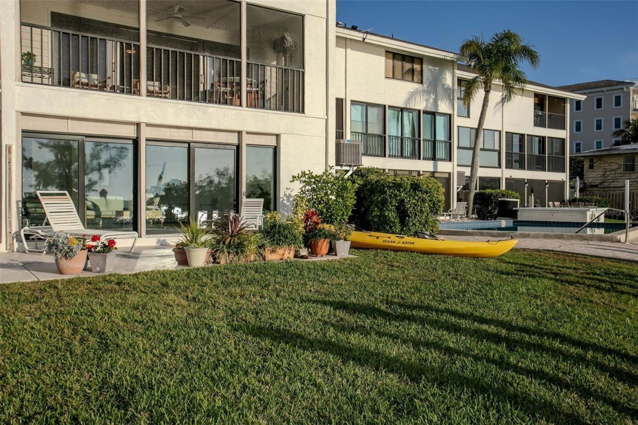 9000 Midnight Pass Road, Unit 5, Sarasota, FL 34242 Photo