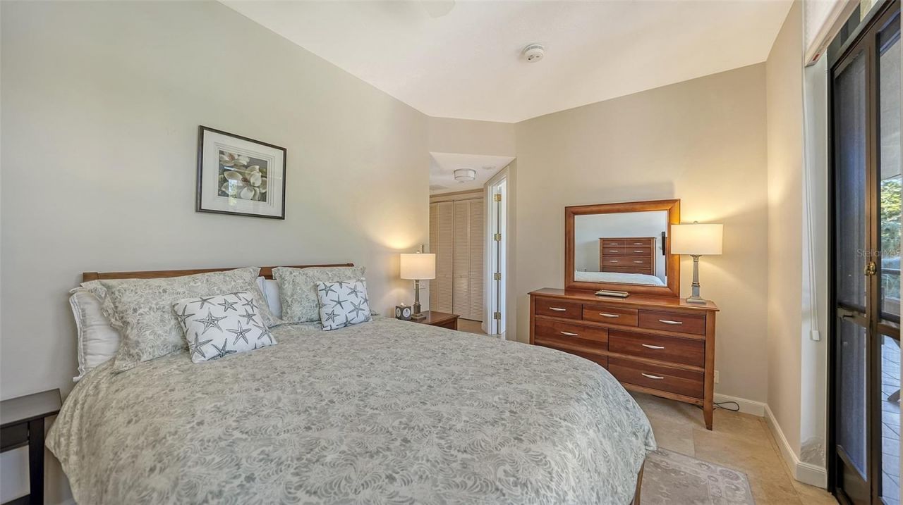 1241 Gulf Of Mexico Drive, Unit 111, Longboat Key, FL 34228 Photo