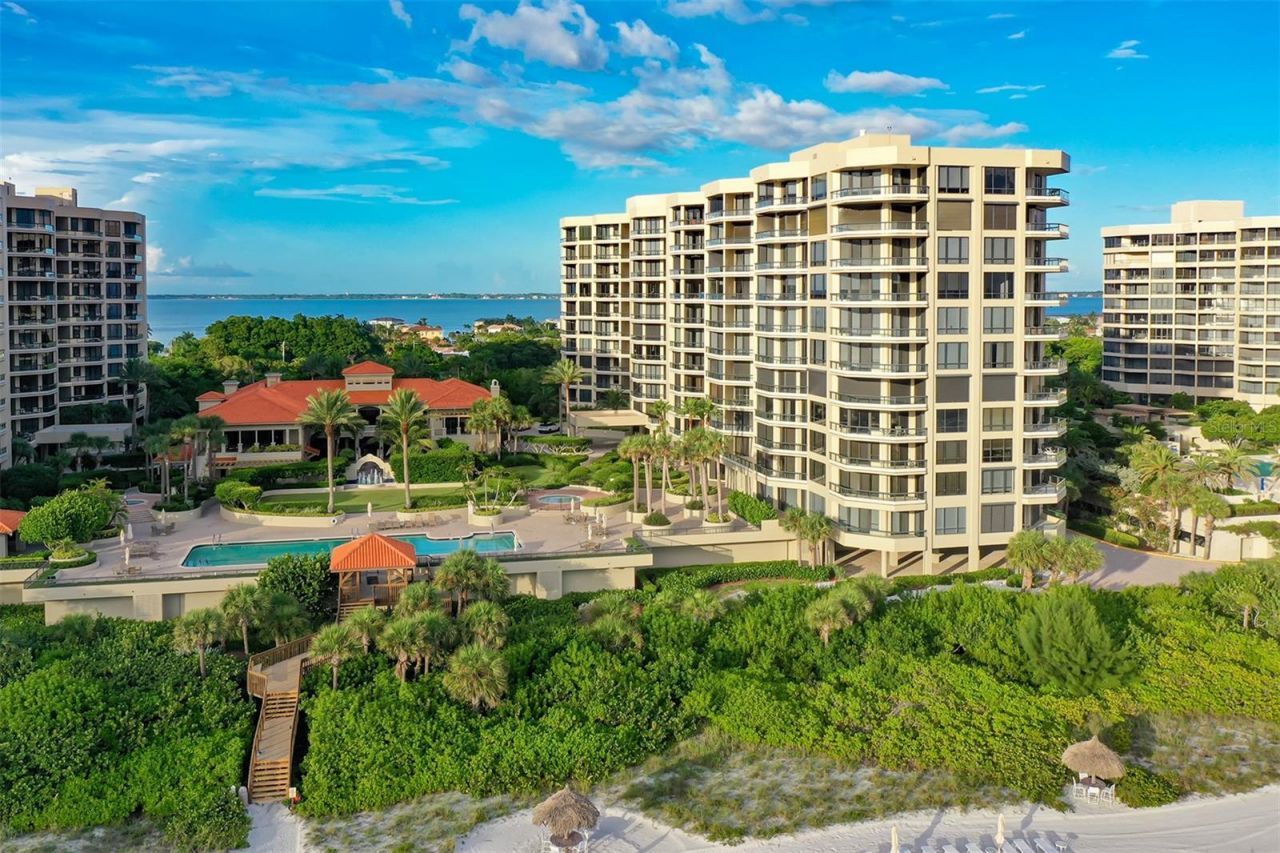 1241 Gulf Of Mexico Drive, Unit 111, Longboat Key, FL 34228 Photo