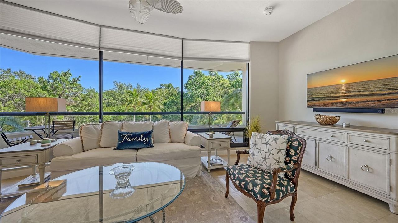 1241 Gulf Of Mexico Drive, Unit 111, Longboat Key, FL 34228 Photo