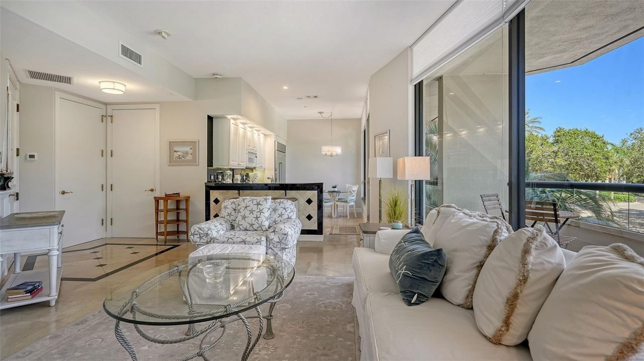 1241 Gulf Of Mexico Drive, Unit 111, Longboat Key, FL 34228 Photo