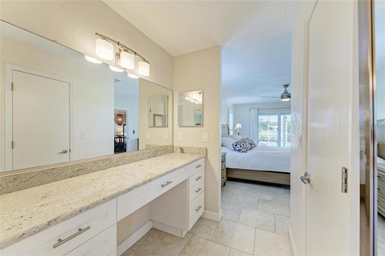 2360 Arborfield Lane, Sarasota, FL 34235 Photo