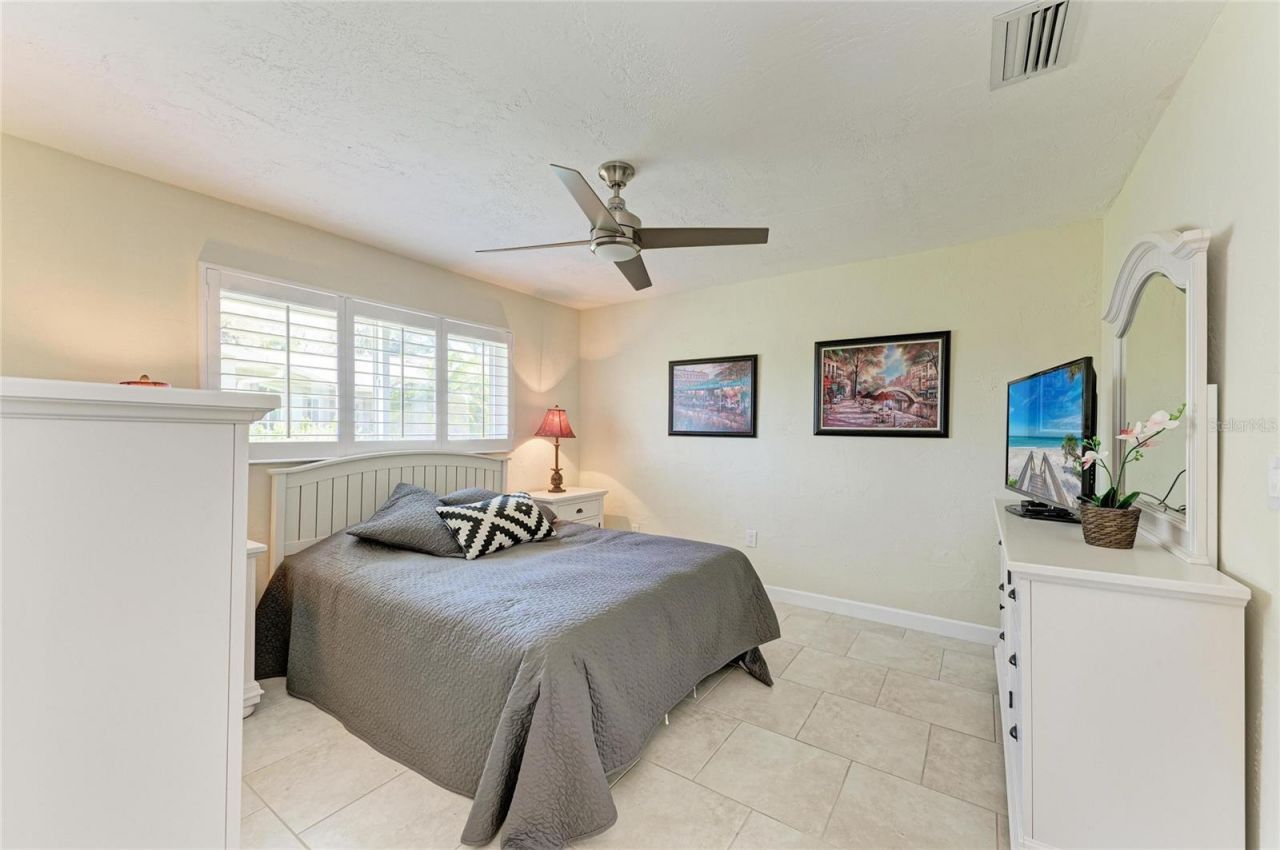 2360 Arborfield Lane, Sarasota, FL 34235 Photo