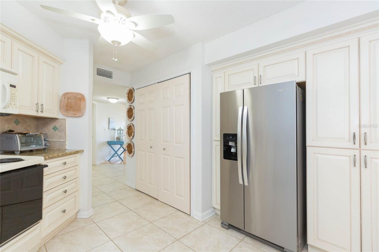 6080 Bahia Del Mar Circle, Unit 113, Saint Petersburg, FL 33715 Photo