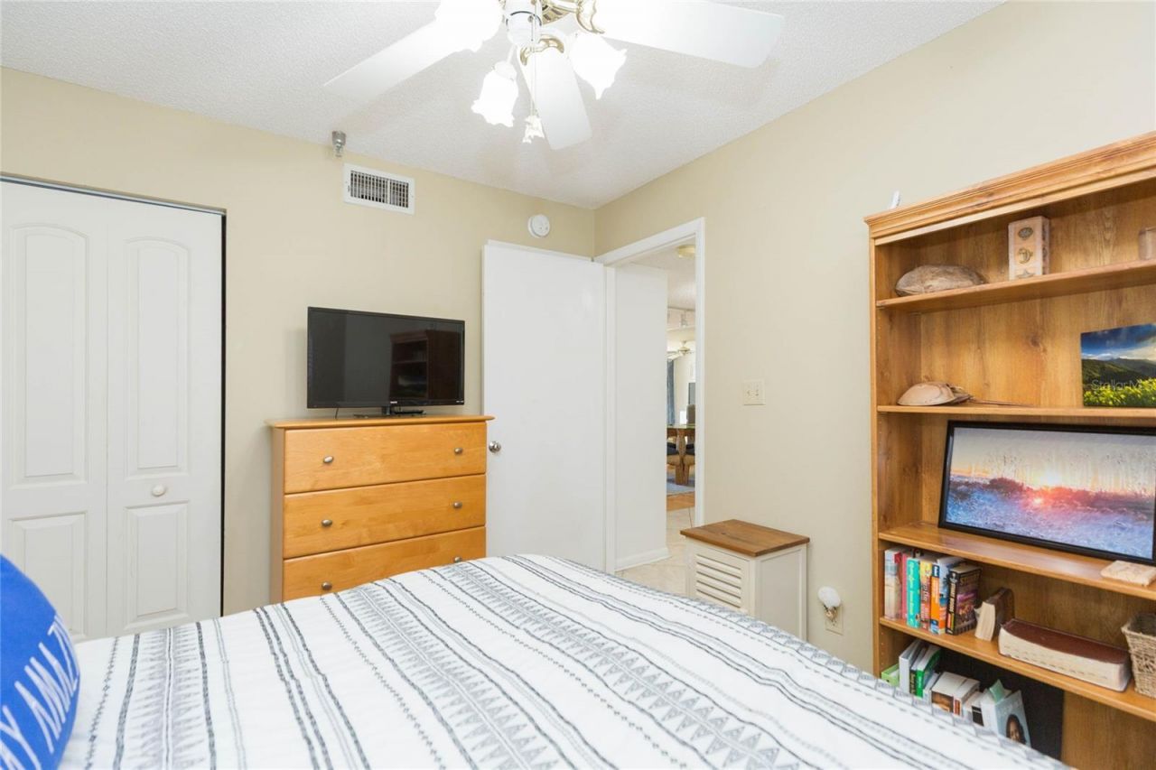 6080 Bahia Del Mar Circle, Unit 113, Saint Petersburg, FL 33715 Photo