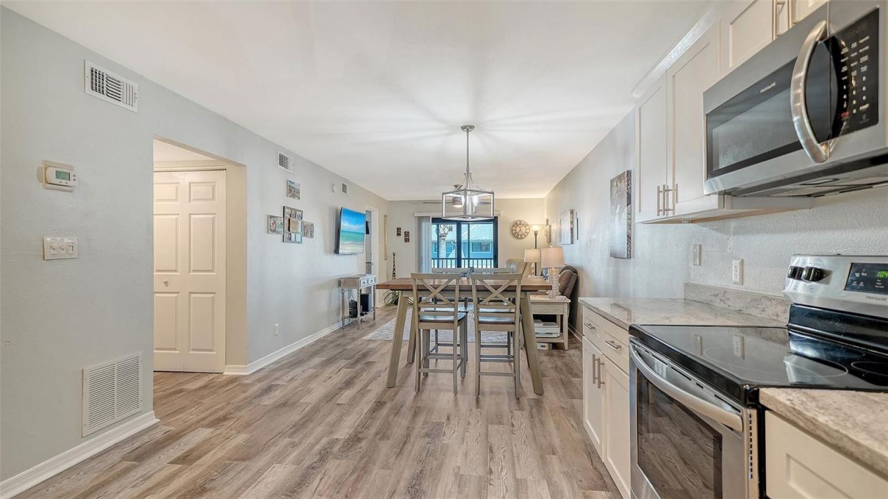 6033 34th Street W, Unit 38, Bradenton, FL 34210 Photo