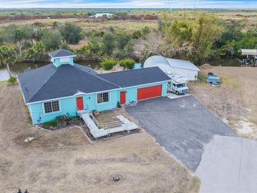 141 SUMMERSET DRIVE, PUNTA GORDA, FL 33982